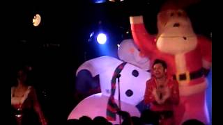 EL VEZ Christmas Show 2002 Toronto w/Dave Foley intro