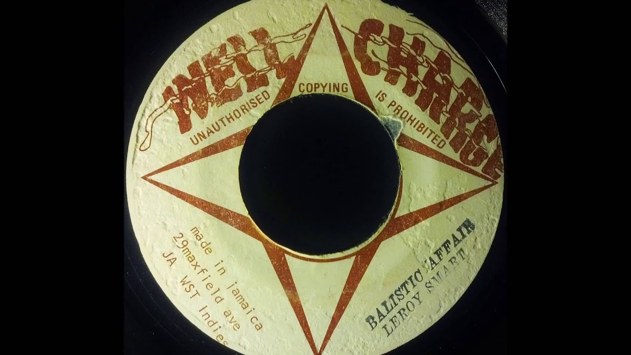美品1977年UKオリジナル盤LEROY SMART & TRINITY LEROY SMART - Balistic Affair [1976] - YouTube
