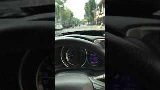 Story Wa nyetir mobil Jazz