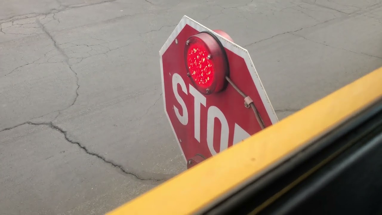*Crazy Bus Split* LED Strobe Lights On Stop Sign Flashing On Newish