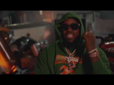 Desto Dubb - Engine Fart [Official Video]
