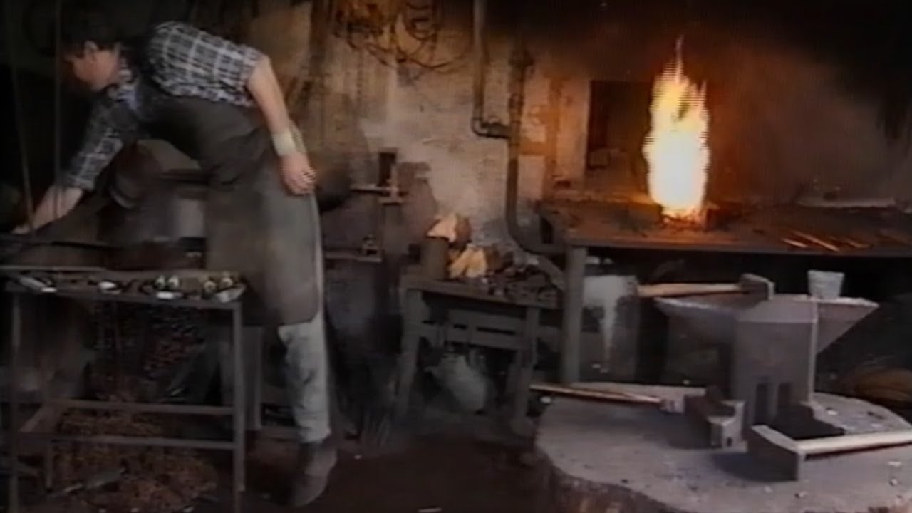 V kováčskej dielni 1994 → Dokumentárny film [Pohorelá, Slovensko]