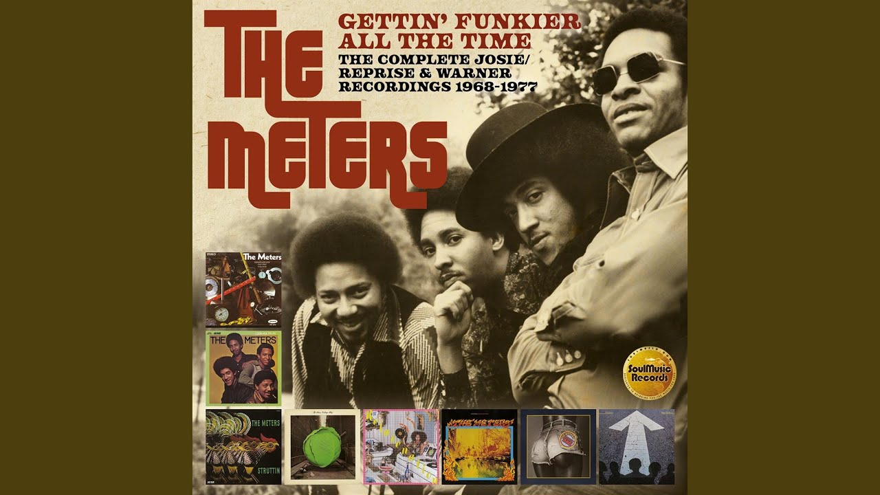 YouTube पर Out In the Country देखें