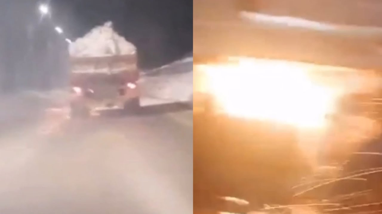 КАМАЗ-снеговоз загорелся под днищем в пути. Real video - YouTube