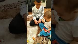 Annesinin Oğluşu 🥰😁😊😉🤭🤗🙄🤪😜🤣😍😃🤩 Resimi