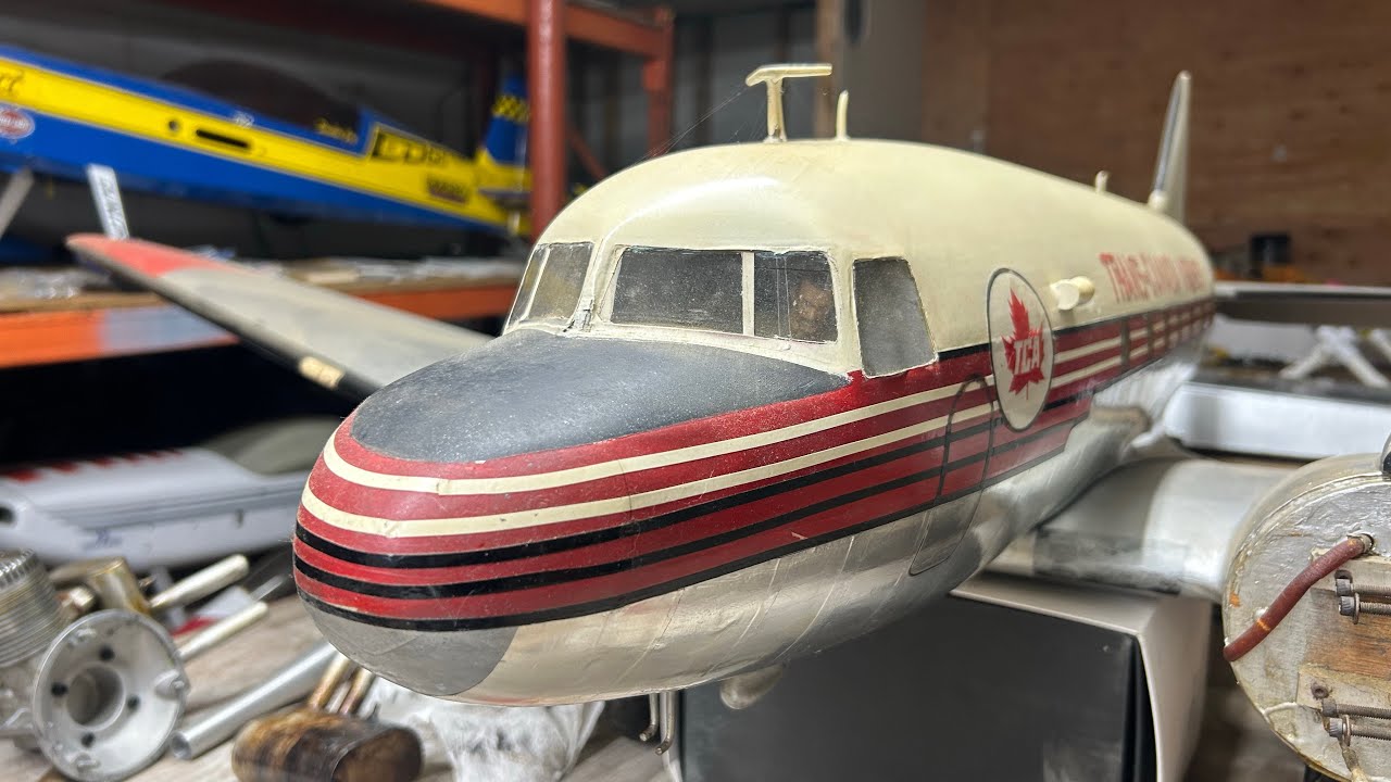 Реставрация старинного радиоуправляемого самолета DC3, часть первая.