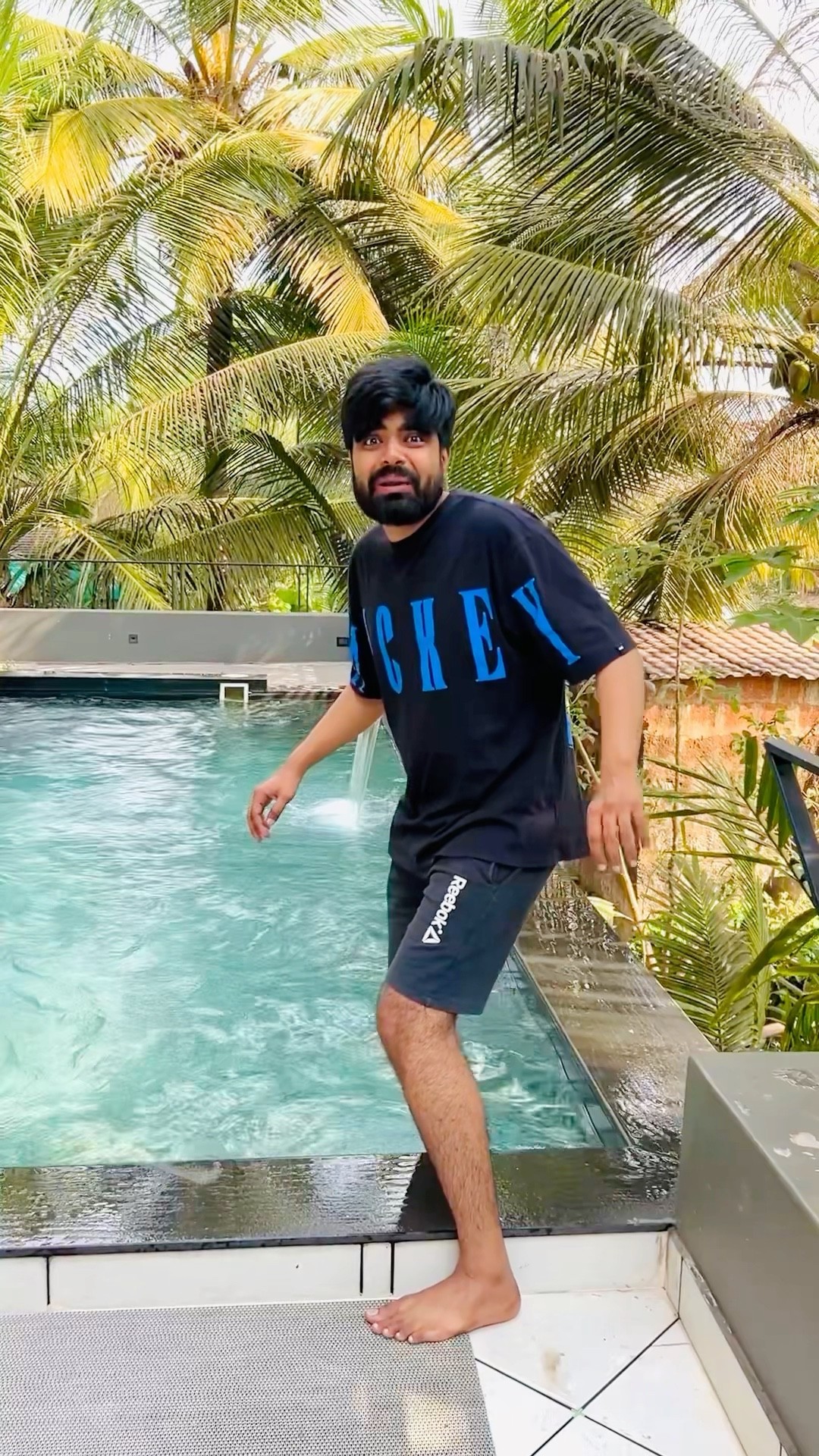 Goa Vlog on @Anurathivlog ? Swimming Pool ka thanda paani ? #dushyantkukreja #shorts
