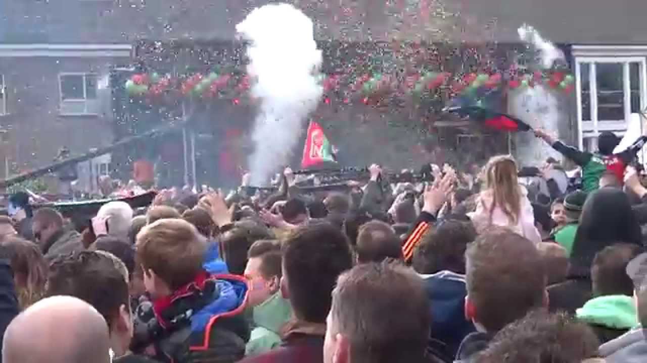 Weer trekken wij te strijde op de huldeging vn NEC 2014/2015 YouTube Weer trekken wij te strijde op de huldeging vn NEC 2014/2015 YouTube