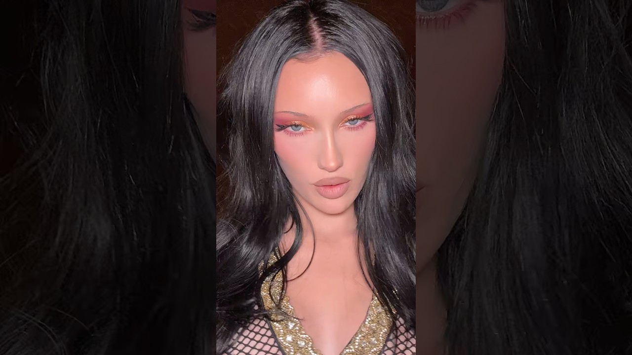 Какой гламурный образ вы хотите увидеть в следующий раз?? 💕