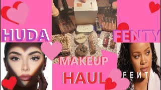 MAKEUP HAUL / HUDA / FENTY / SWATCHES AND UNBOXING