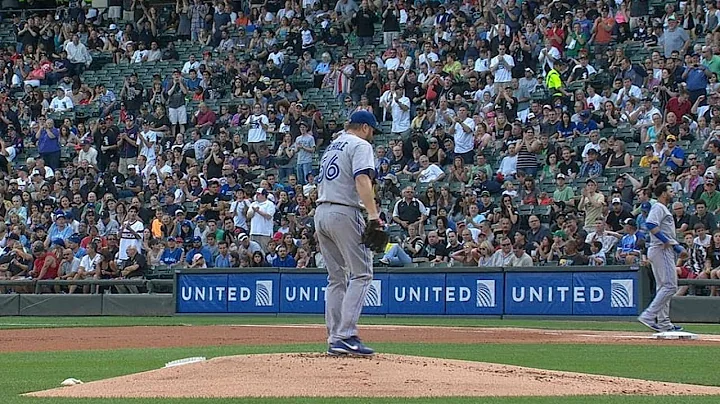 TOR@CWS: White Sox fans give Buehrle standing ovation