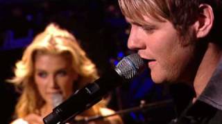 Delta Goodrem - Almost Here (Believe Again - Australian Tour 2009) chords