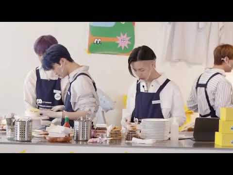 이 영상에 안나오지만 이 영상에서 제일 귀여움