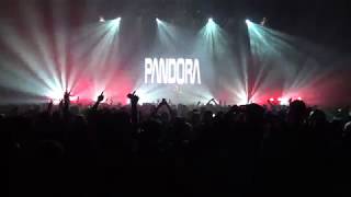 PANDORA PERFORMING "A LITTLE BIT", SYDNEY, LUNA PARK  AUSTRALIA 2017