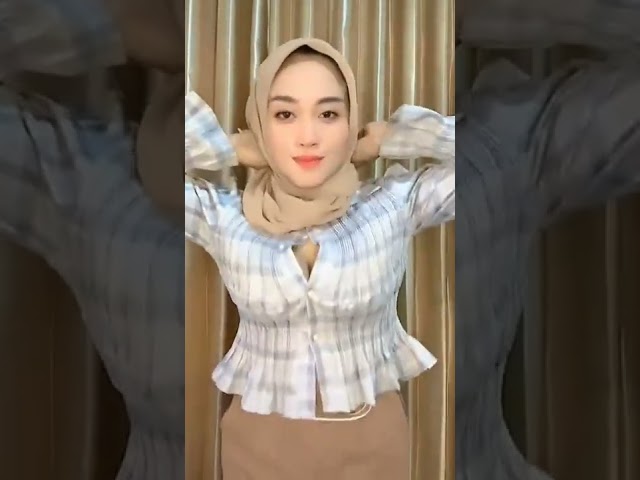 HIJAB STYLE UGHTEA NAUGHTY SKILL KHUFRA #shorts #bigolive #tiktok class=