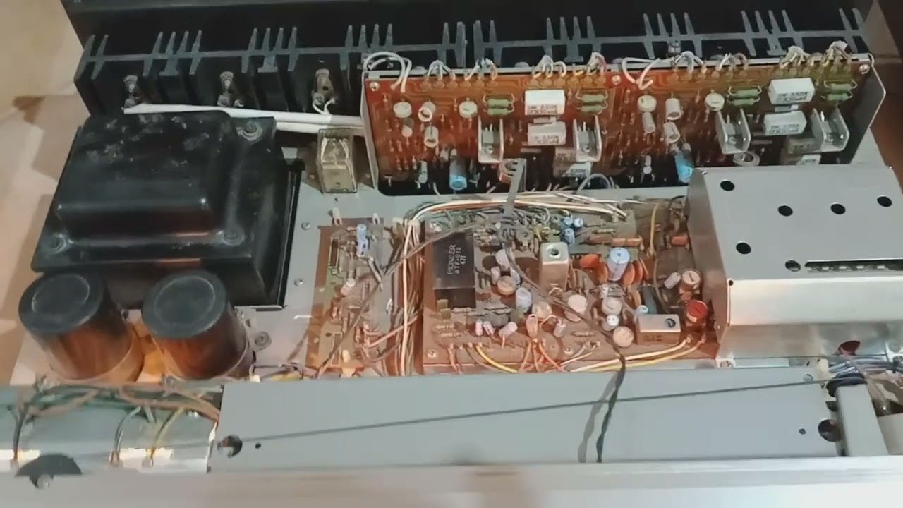 Pioneer SX 939 Stereo Receiver ( 1974/76 )