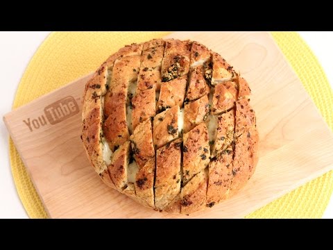 Pull Apart Garlic Bread Recipe Laura Vitale Laura In The Kitchen Episode-11-08-2015