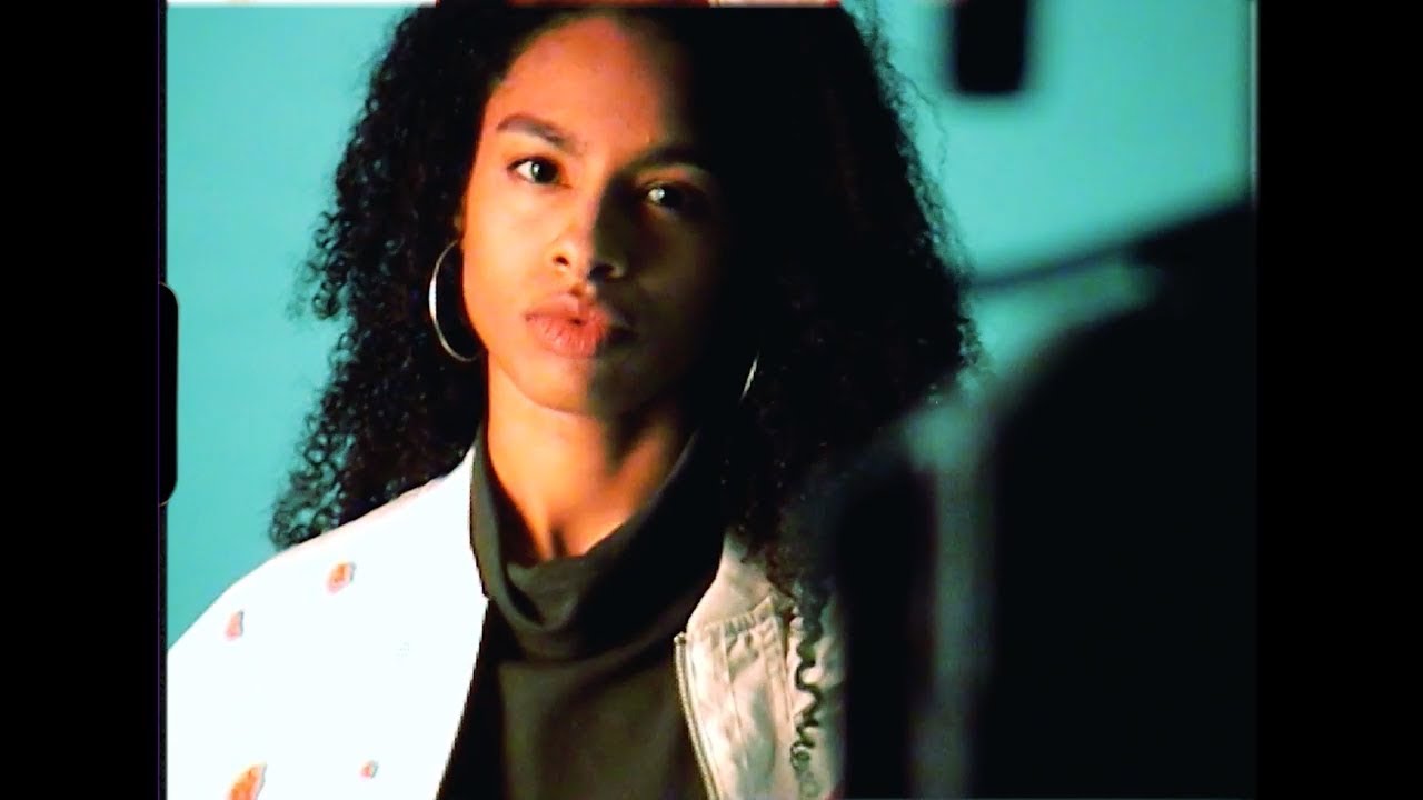 Infinity Ink Ft. Yasmin - Rushing Back (Official Video)