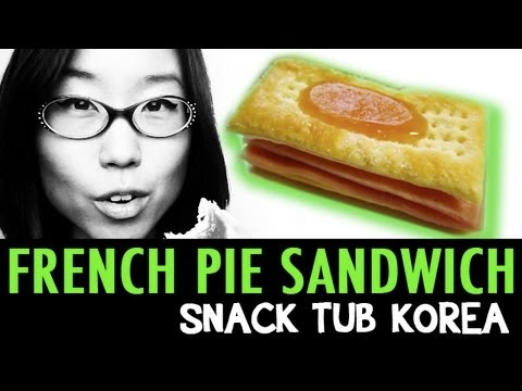 FRENCH PIE SANDWICH // Roller Coaster in my Mouth!!! (Snack Tub Korea #16)