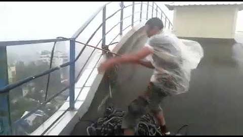 Ураган в Сочи застал врасплох промышленных альпинистов
