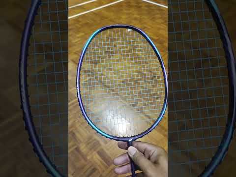 Review Raket Yonex