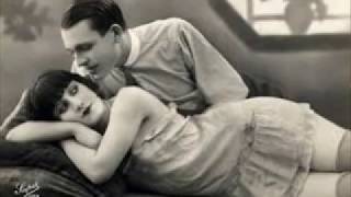 Miniatura del video "Ray Noble - Al Bowlly - Midnight The Stars And You - 1934"