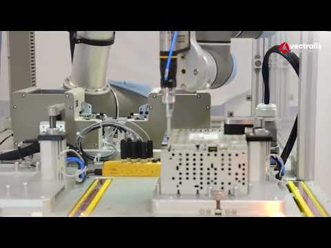 Collaborative Robot Automates Screwdriving