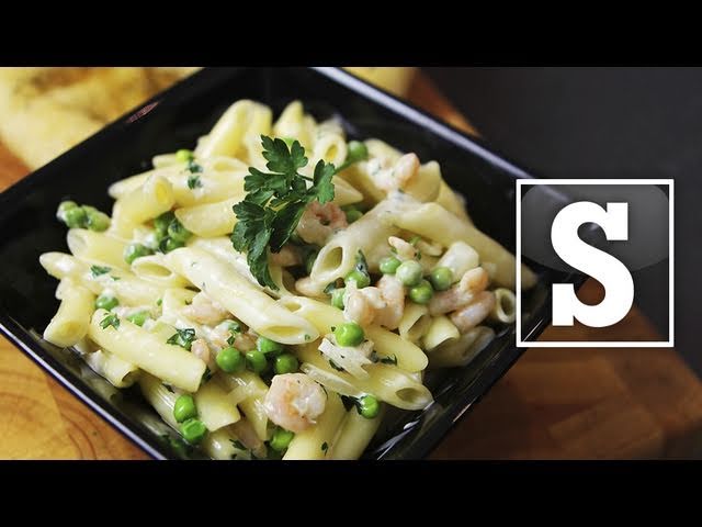 PRAWN & PEA PASTA RECIPE - SORTED | Sorted Food