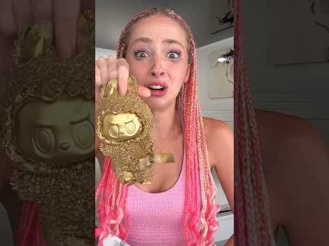 شوفو شو طلع البنت لابوبو ذهبي مو معقول