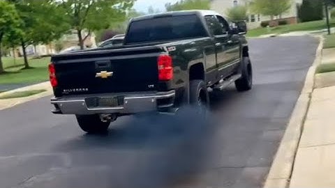 2016 LML Duramax Before And After Tuned And Deleted (LOUD)