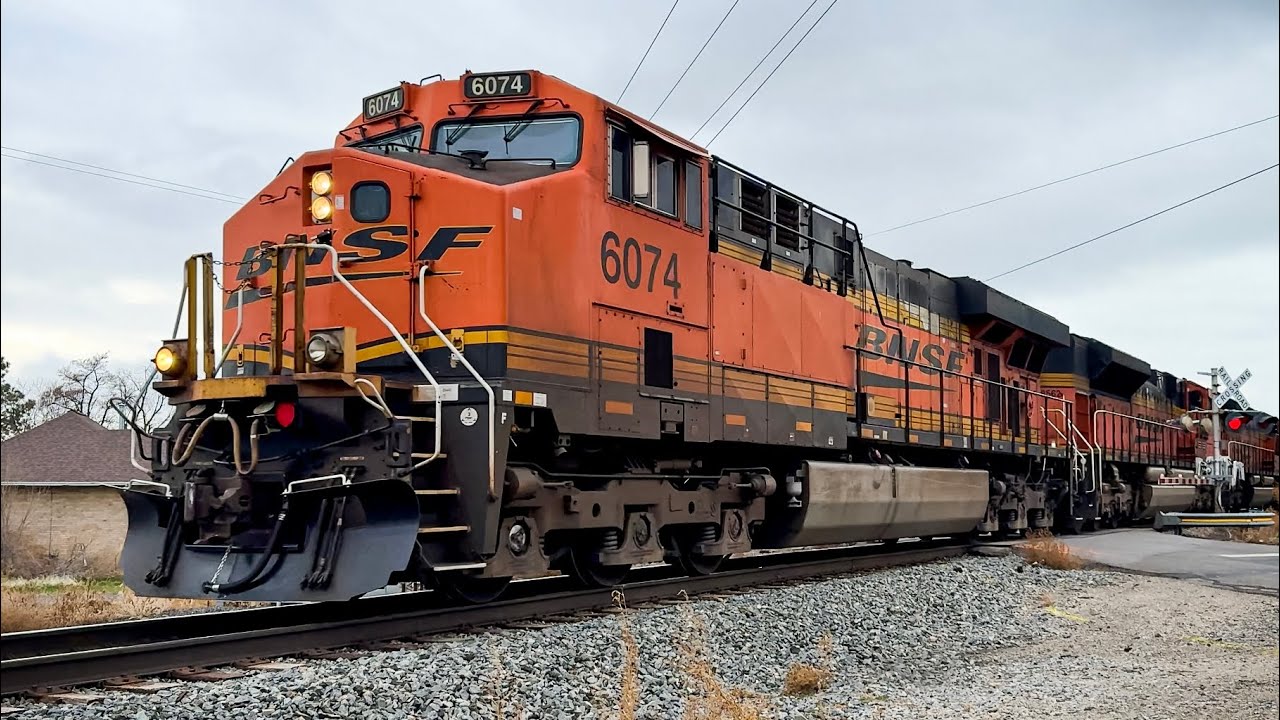 [4K] BNSF’s daily H-PVODEN!