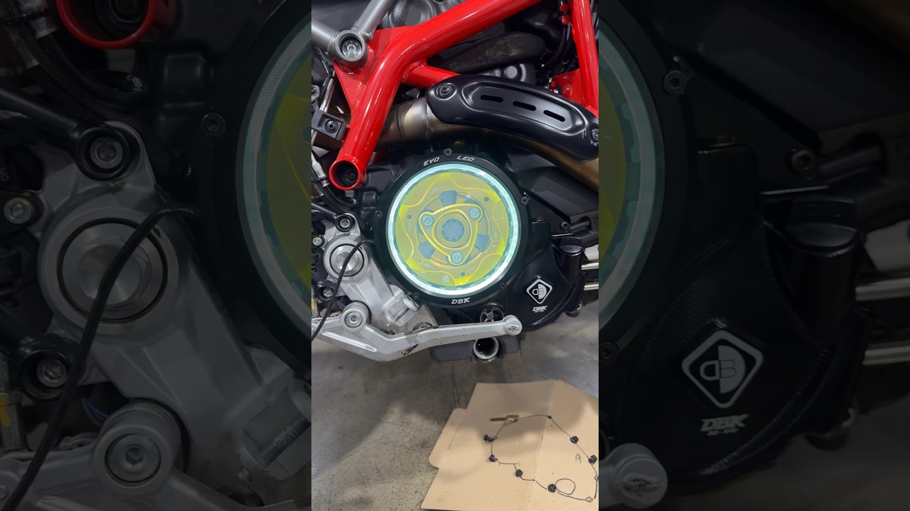 Ducabike’s NEW LED clear clutch cover is mental! Do you rate?
