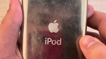 iPod touch 1st generation (8GB, iPhone OS 3.1.3, 62 Apps) - Unboxing
