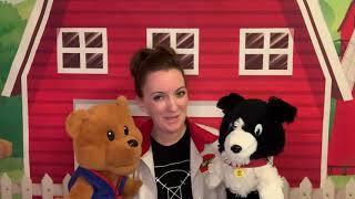 Awana Cubbies Puppet Show - Honeycomb Bear Hug 8