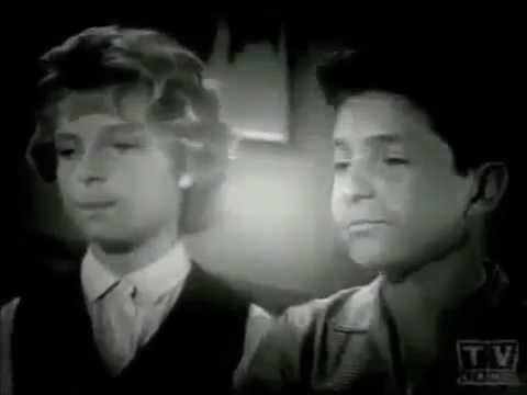 Leave It To Beaver "The Dramatic Club" aired March 11, 1961 Beave...