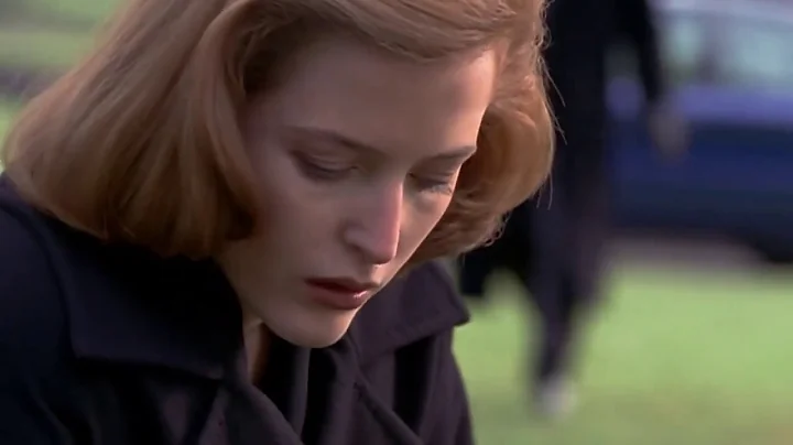 The X Files - Scully Visits Melissa's Grave (3x16)