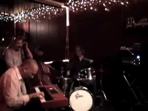 Franks Jazz Night W/Ed Schuller Jon Davis Pete Davenport Mini Preview 1st SET