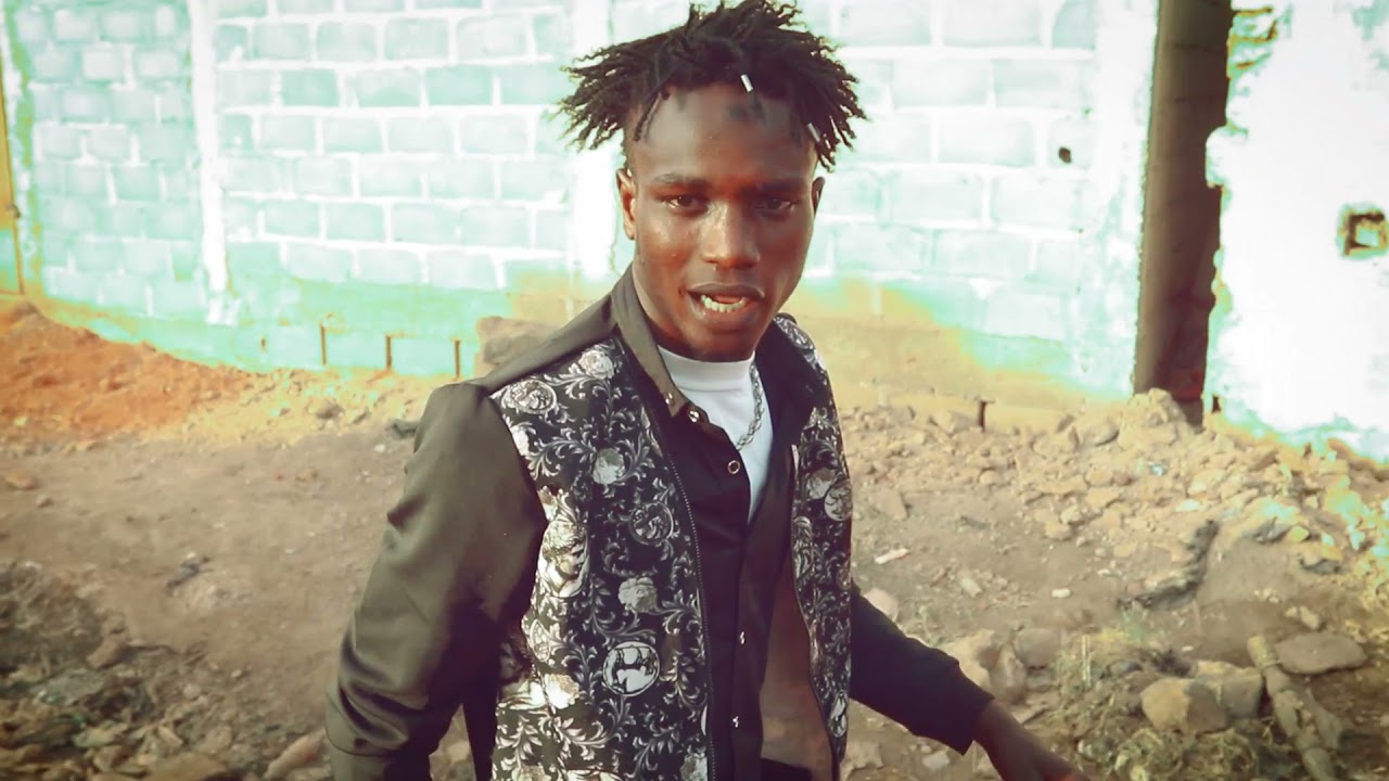 nouveau clip de FLOW BA de tinkaré...