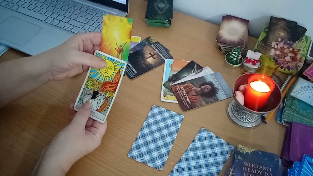 Această persoană speră să se căsătorească cu tine, pentru că vrea să-ți ofere întreaga lui lume!!