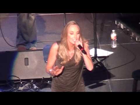 Wilson Phillips - Hold on (Live)