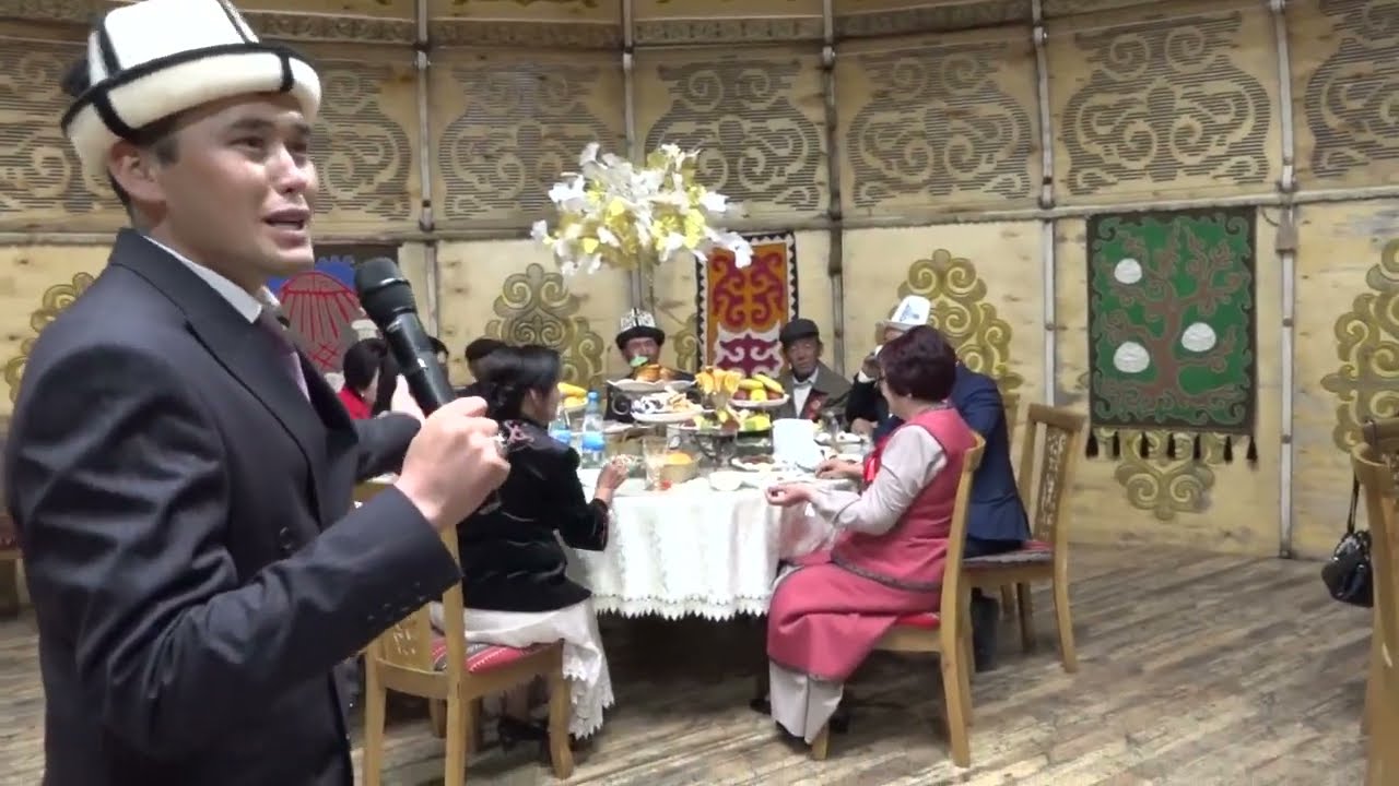 Нарын областы Эмгек-Талаа орто мектеби 40 жылдык 1 болум