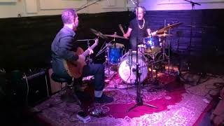 12 Galaxies Blues in D - Play the Blues with Charlie Hunter and Bobby Previte