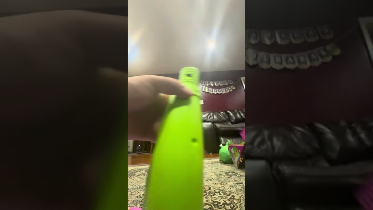 Unboxing fisher-price Barney’s world clean up vacuum