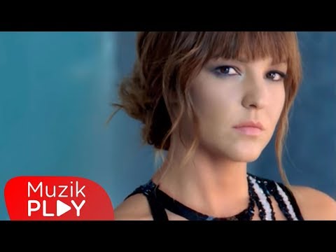 Bengü - Gelen Seni Soruyor (Official Video)