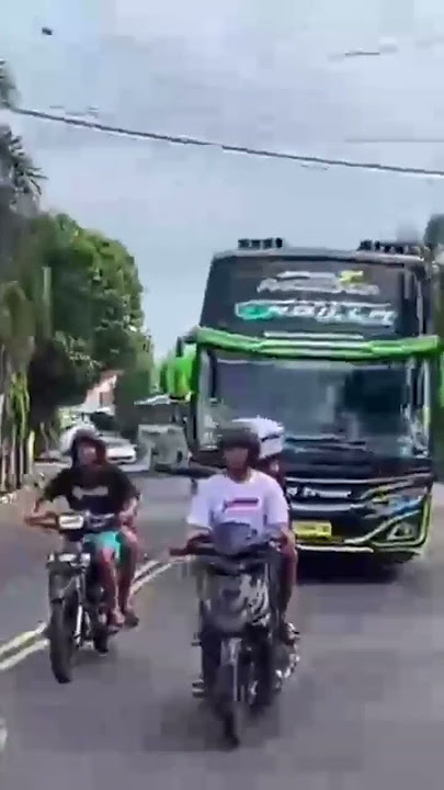 ngoyod bus NABILA FULL BASURI MARSA AND THE BEAR #automobile #basuri #busmania #infobus #shortvideo