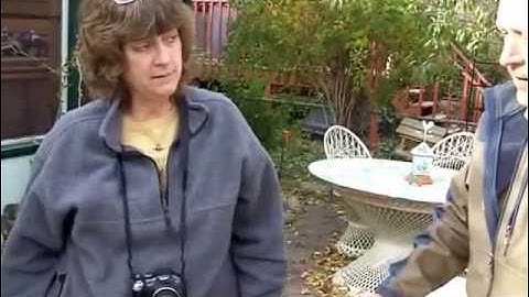 How to Assemble a Gold Star Top Bar Hive - Christy Hemenway