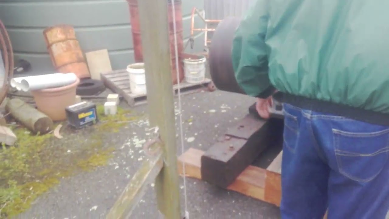 I started the old tangye engine at Matthew's vintage colection