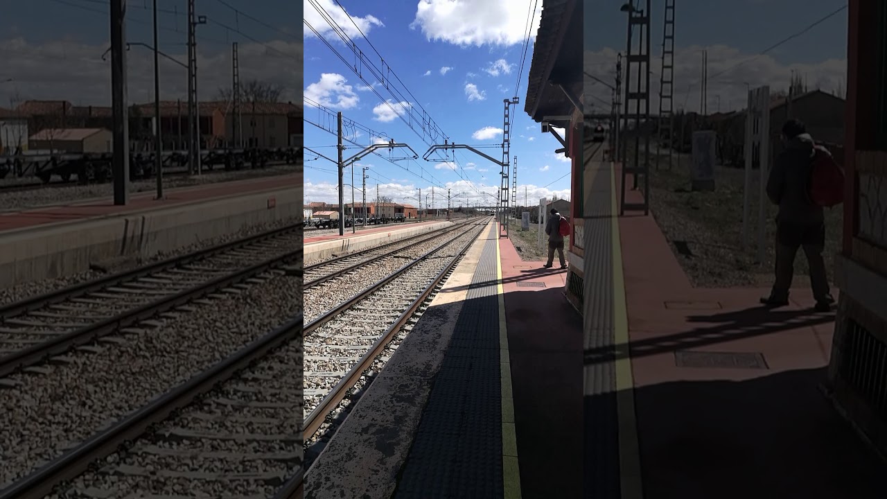 El rápido Pais Vasco Galicia a su paso por el Burgo ranero