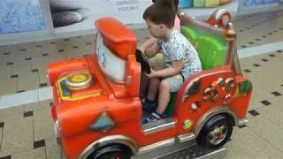 BABIES AND RACING | Kids playing!😄