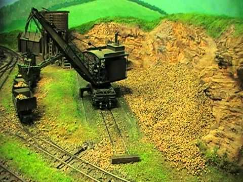 S Scale Oro Grand Railroad  by William Loyd